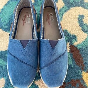 BOBS by Skechers Women’s 11W Memory Foam Loafers